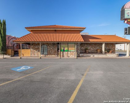 3015 Sherwood Way, San Angelo