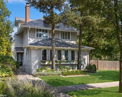 449 S Stone Avenue, La Grange