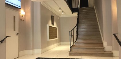 1401 NW Columbia  Nw Road Unit #206, Washington
