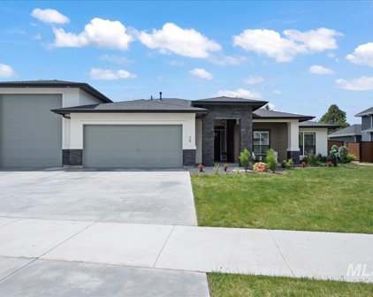 79 S River Creek Ave., Eagle