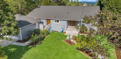 7222 153rd Avenue NE, Redmond