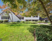 732 Stonehouse Rd, Moorestown image