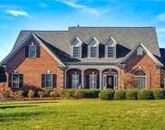 1001 Glen Day Drive, Clemmons image