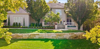 2913 W 113th Street, Leawood