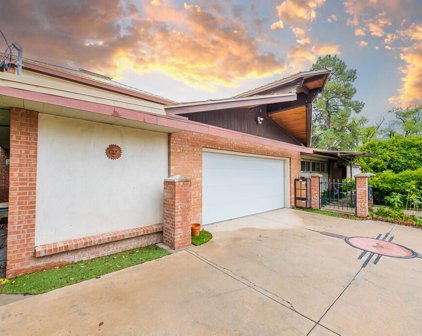 920 Sierra Drive SE, Albuquerque