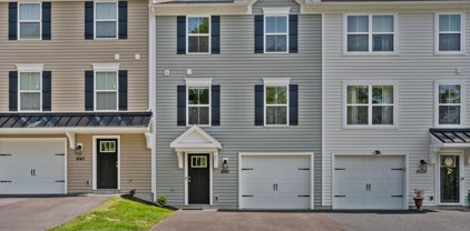 8141 Kelly Dr, Harrisburg