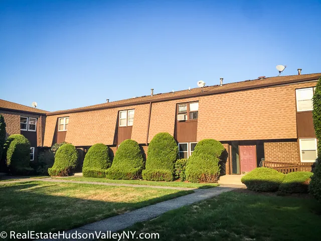 New Holland Village in Nanuet