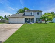 8 Woodcrest Dr, Mount Holly image