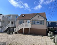 8 E 30th, Long Beach Township image