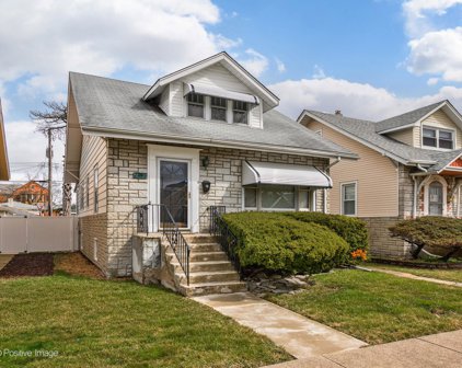 2835 N Mont Clare Avenue, Chicago