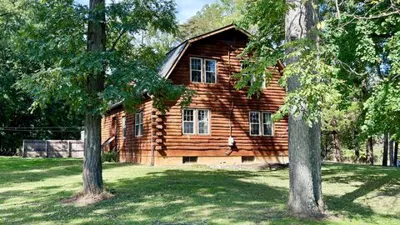 Log cabin style home in New Jersey