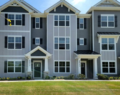 2011 Sequoia Avenue, Mundelein