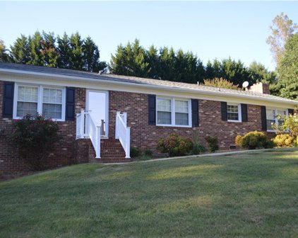 163 Simmons Street, Mount Airy