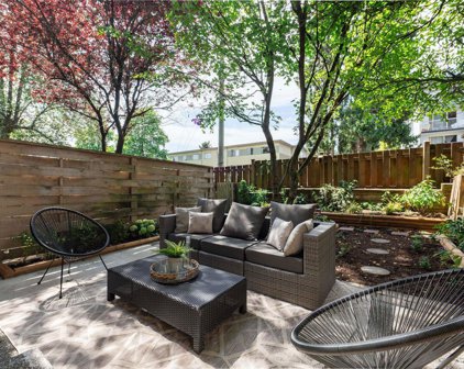 7454 13th Avenue, Burnaby
