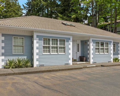 23815 Edmonds Way, Edmonds
