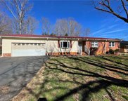 433 Winchester Drive, King image