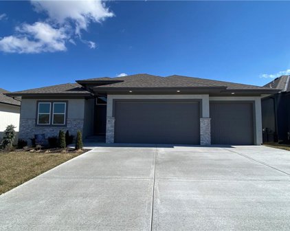 8825 Ginger Street, Lenexa