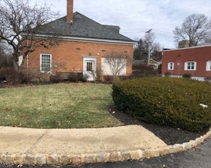 311 Main St, Chatham Boro