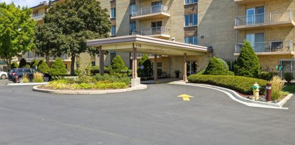 110 W Butterfield Road Unit #311S, Elmhurst
