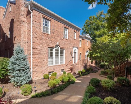 312 N Brentwood  Boulevard Unit #8, St Louis