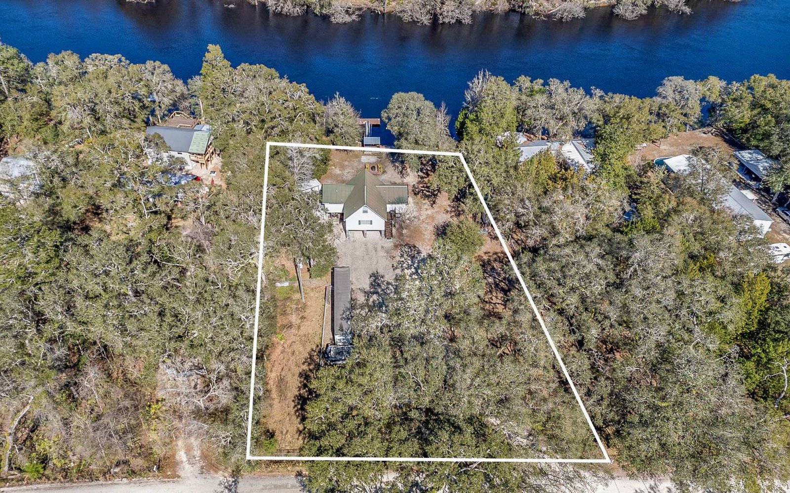 190 SE RIVERSIDE WEST DRIVE, Branford, 32008