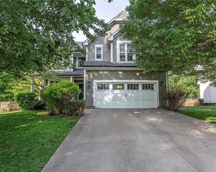4228 SW Clipper Lane, Lee's Summit