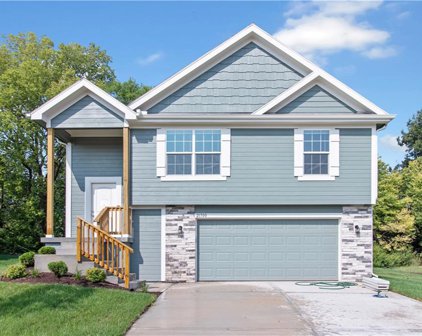 21700 Westover Road, Peculiar