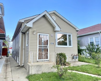 5718 W Melrose Street, Chicago