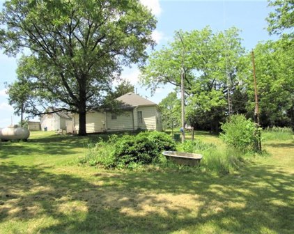20775 Tri-County Line Road, Lawson