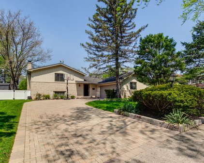 3134 Maple Leaf Drive, Glenview