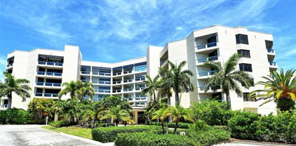 2120 Harbourside Drive Unit 627, Longboat Key