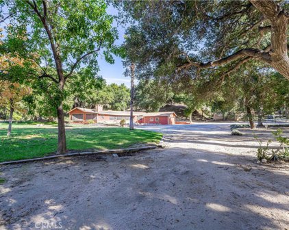 15570 Knochaven Street, Canyon Country