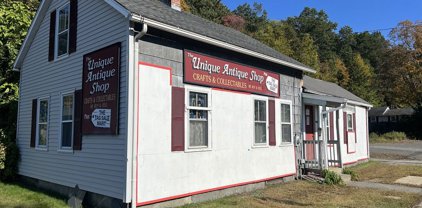 1108 Park St, Palmer