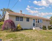 528 University   Boulevard, Wenonah image