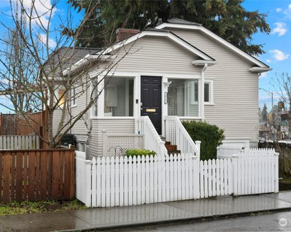4013 High Street, Everett