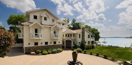 3146 Island View Drive, Mound
