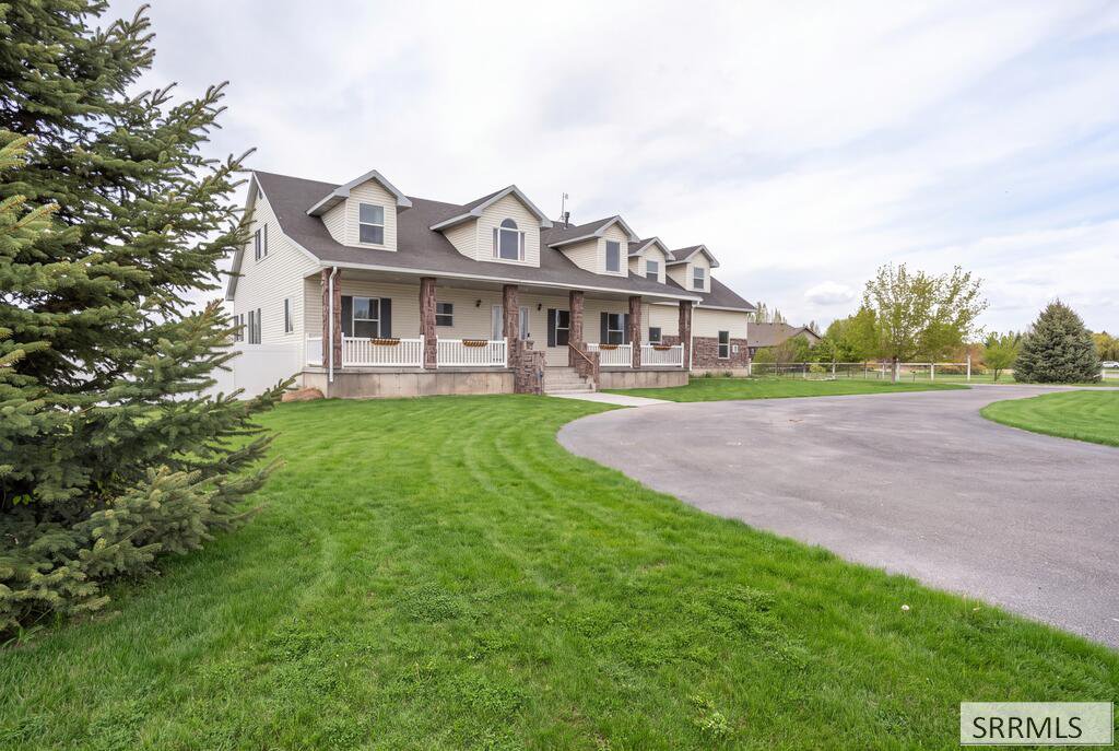 11 N 3202 E, Idaho Falls ID 83401 For Sale | MLS 2189874 ...