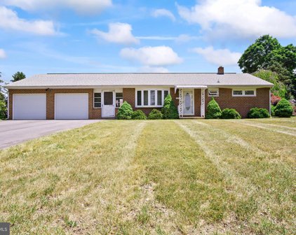 3 Della Ln, Boonsboro