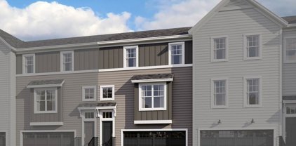 13647 Marsh View Trail, Rogers