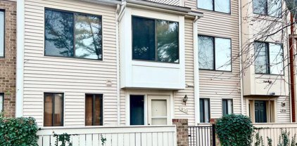 18702 Nathans Pl, Gaithersburg