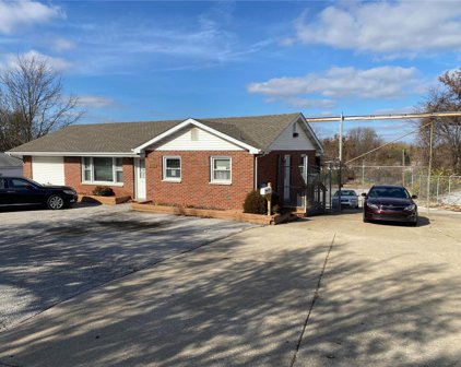2103 S Old Highway 94, St Charles
