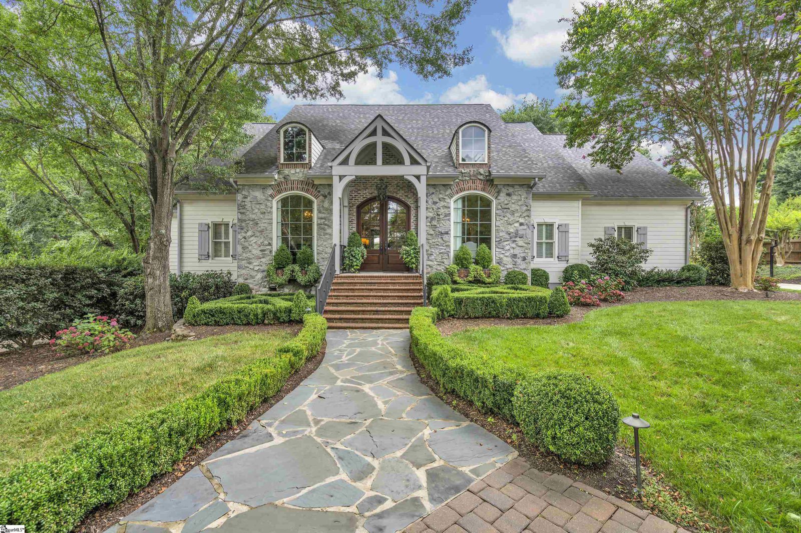 124 Hunters Run, Greenville Home for Sale Spaulding Farm Real Estate