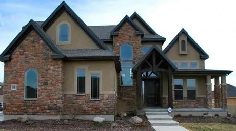Crescent Hollow homes in Sandy Utah