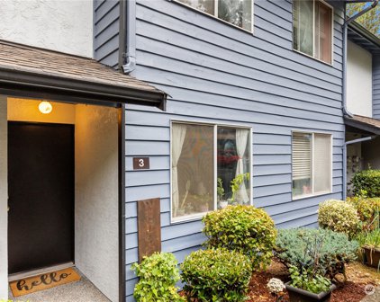 290 NW Newport Way Unit #A-3, Issaquah