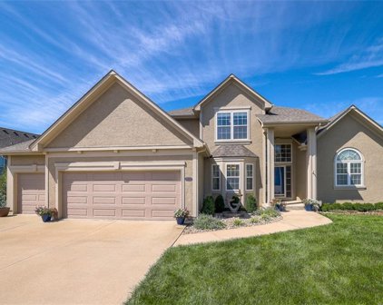 2604 SW Winterview Circle, Lee's Summit