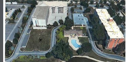 2030 Saint Regis Drive, Lombard