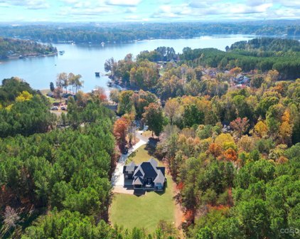490 Kenway  Loop, Mooresville