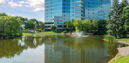 5601 Smetana Drive Unit #313, Minnetonka