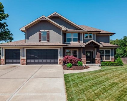 204 NE Blackwood Drive, Lee's Summit