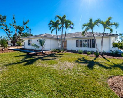 979 Whelk  Drive, Sanibel